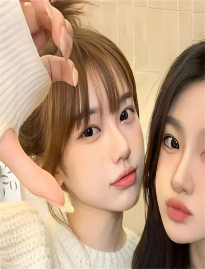 《老师们》美学价值分析：艺术美感与审美特征探讨